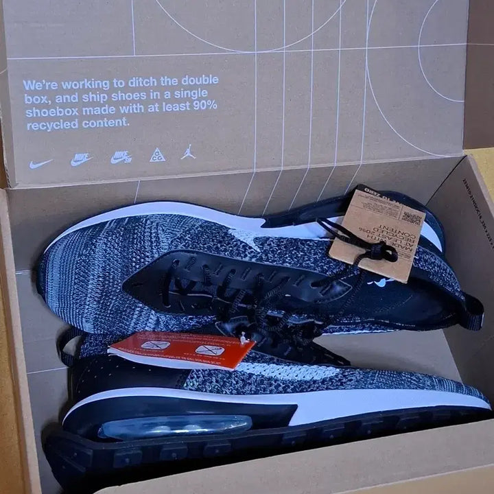 [BUNJANG] Nike Air Max Flyknit Tracer Sneakers Black/White / (새상품)나이키 에어맥스 플라이니트 운동화285