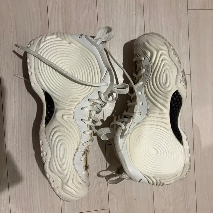 [BUNJANG] Comme des Garçons Foamposite Sneakers / 꼼데 폼포짓 260