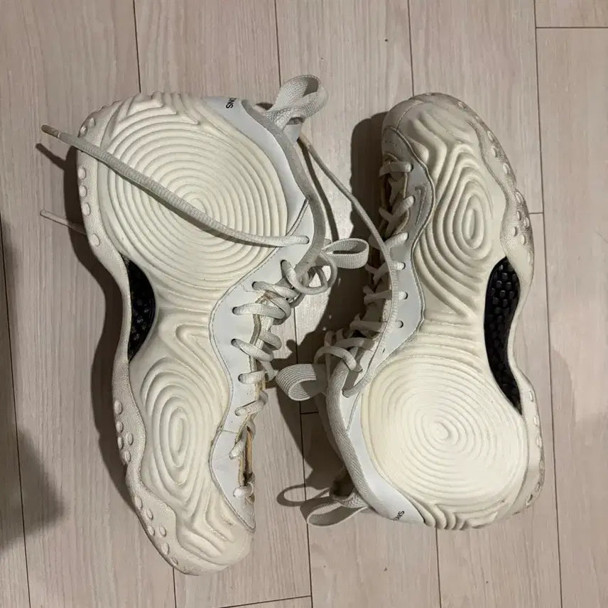 [BUNJANG] Comme des Garçons Foamposite Sneakers / 꼼데 폼포짓 260