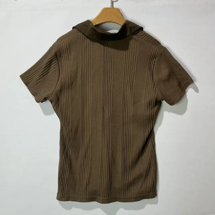 [BUNJANG] GLISSE Two-Pocket Ribbed Collar Short Sleeve T-Shirt / [GLISSE] 글리제 투포켓 골지 카라 반팔티셔츠