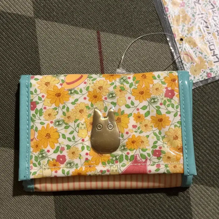 [BUNJANG] Studio Ghibli My Neighbor Totoro Retro Pop Velcro Wallet / 고전 지브리 이웃집 토토로 레트로팝 벨크로 지갑