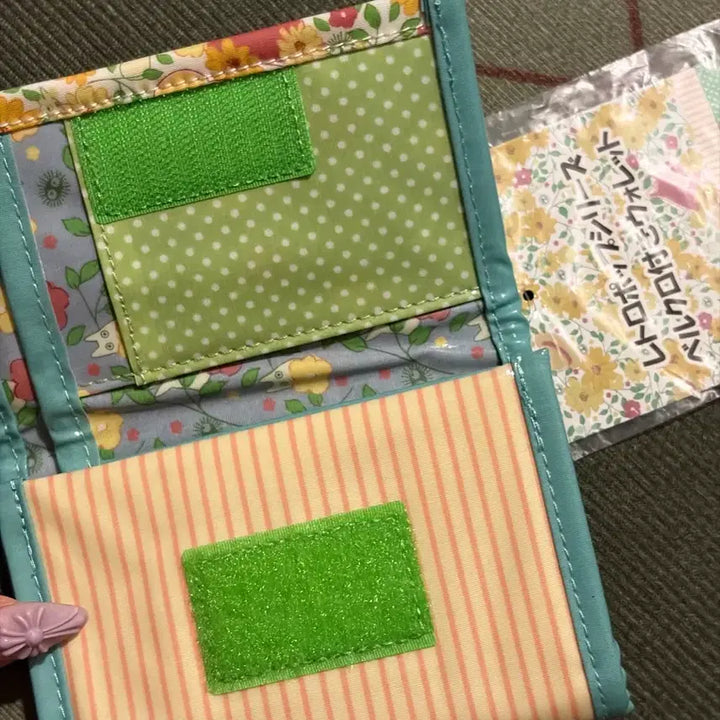 [BUNJANG] Studio Ghibli My Neighbor Totoro Retro Pop Velcro Wallet / 고전 지브리 이웃집 토토로 레트로팝 벨크로 지갑