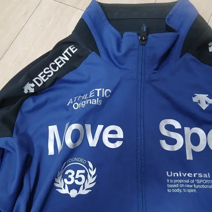 [BUNJANG] Descente Move Sport Blue Training Top / 데상트 무브 스포츠 블루 트레이닝 상의