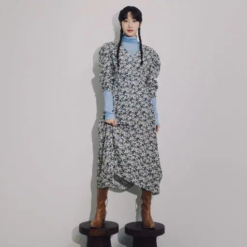 [BUNJANG] On &amp; On 23SS Moon Ga-young V-Neck Printed Dress / 23 온앤온 문가영 브이넥 프린트 원피스 66