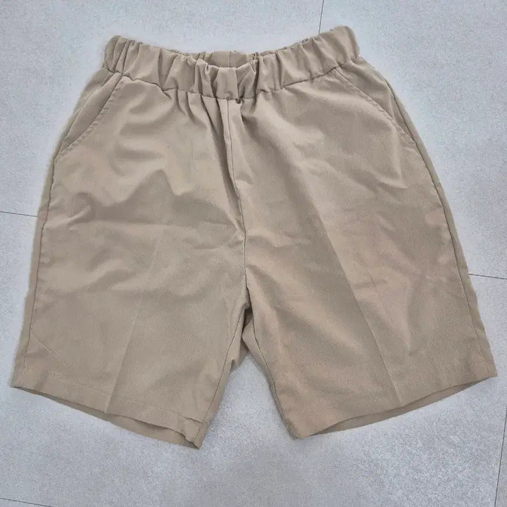 [BUNJANG] Beige Banding Shorts (M) / 베이지색 밴딩 반바지(M)