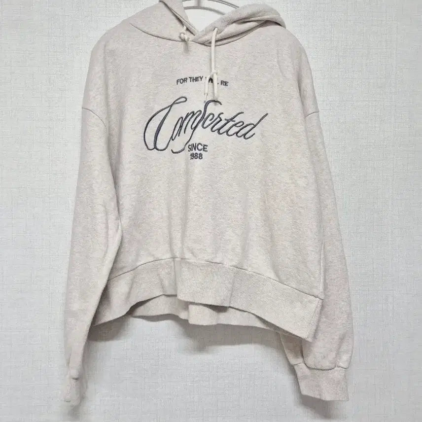 [BUNJANG] Ivory Cropped Hoodie / 아이보리 크롭 후드티