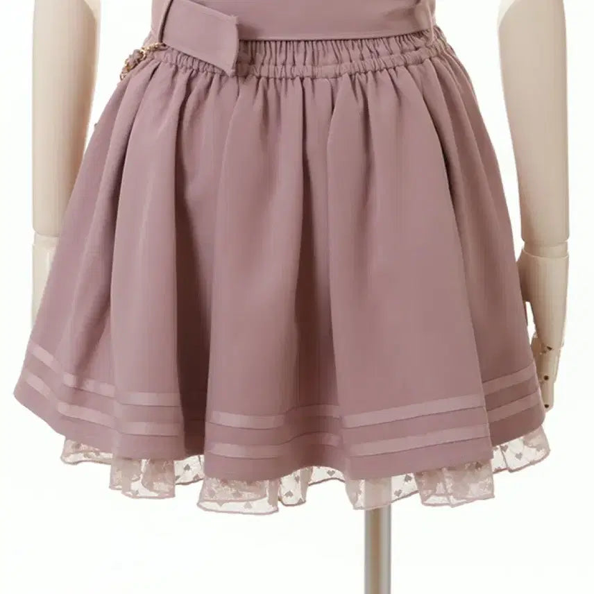 [BUNJANG] LIZLISA Heart Ribbon Belt Chain Pleated Skirt / 미개봉 새상품 리즈리사 스커트 하트 리본 벨트 체인 플리츠 양산형 지뢰계
