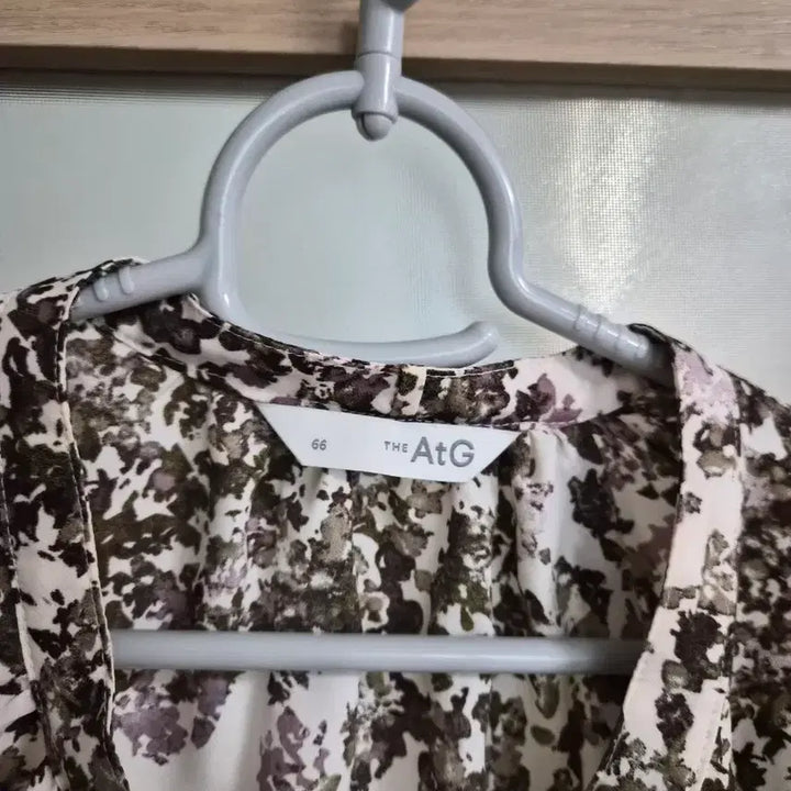 [BUNJANG] Flower Pattern Long Sleeve Blouse / 플라워 패턴 긴팔 블라우스