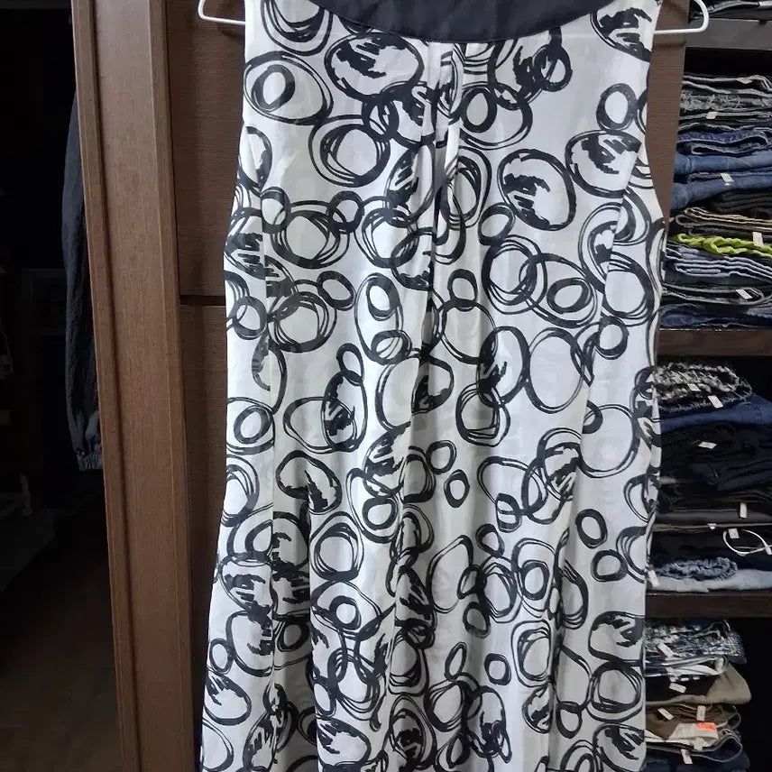 [BUNJANG] Tomboy Pattern Sleeveless Maxi Dress (One Size) / TOMBOY  패턴 나시 원피스(프리사이즈)