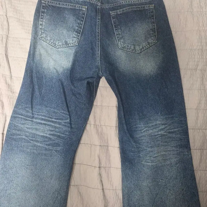 [BUNJANG] Branded Nostalgia Wide Flare Fit Denim (Size 32) / 브랜디드 노스텔지아 와이드 플레어핏 데님 32 사이즈 팜팜