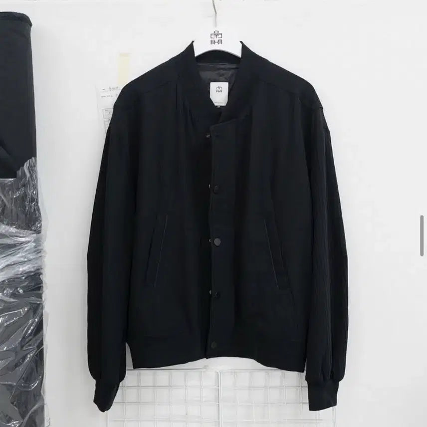 [BUNJANG] Polyteru Pinstripe Varsity Bomber Jacket Black Size 4 / 폴리테루) 핀스트라이프 바시티 블랙 4size
