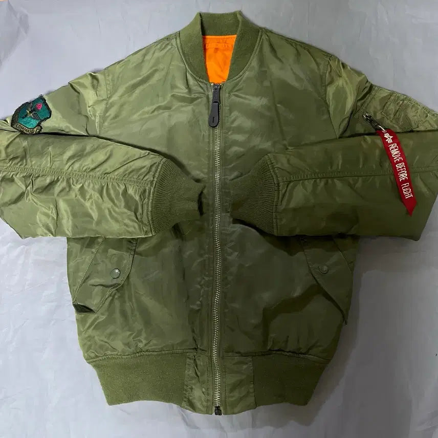 [BUNJANG] Alpha Industries MA-1 Flight Jacket Sage Green M / 알파인더스트리 MA-1 항공점퍼 세이지 그린 M