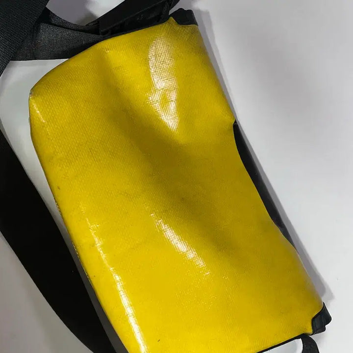 [BUNJANG] Freitag Haw Pair Five O Crossbody Bag / 프라이탁하오파이브오