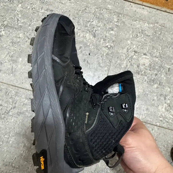 [BUNJANG] Hoka Anacapa GTX 250 / 호카 아나카파 gtx 250