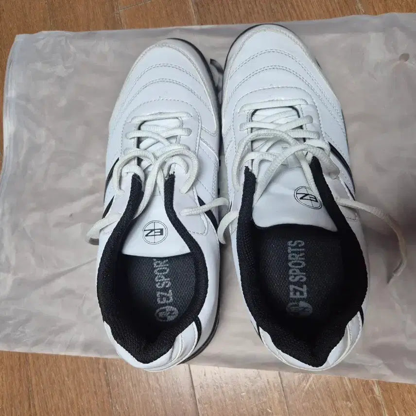 [BUNJANG] EZ SPORTS White Golf Shoes (255mm) / EZ SPORTS 흰색 골프화(255)