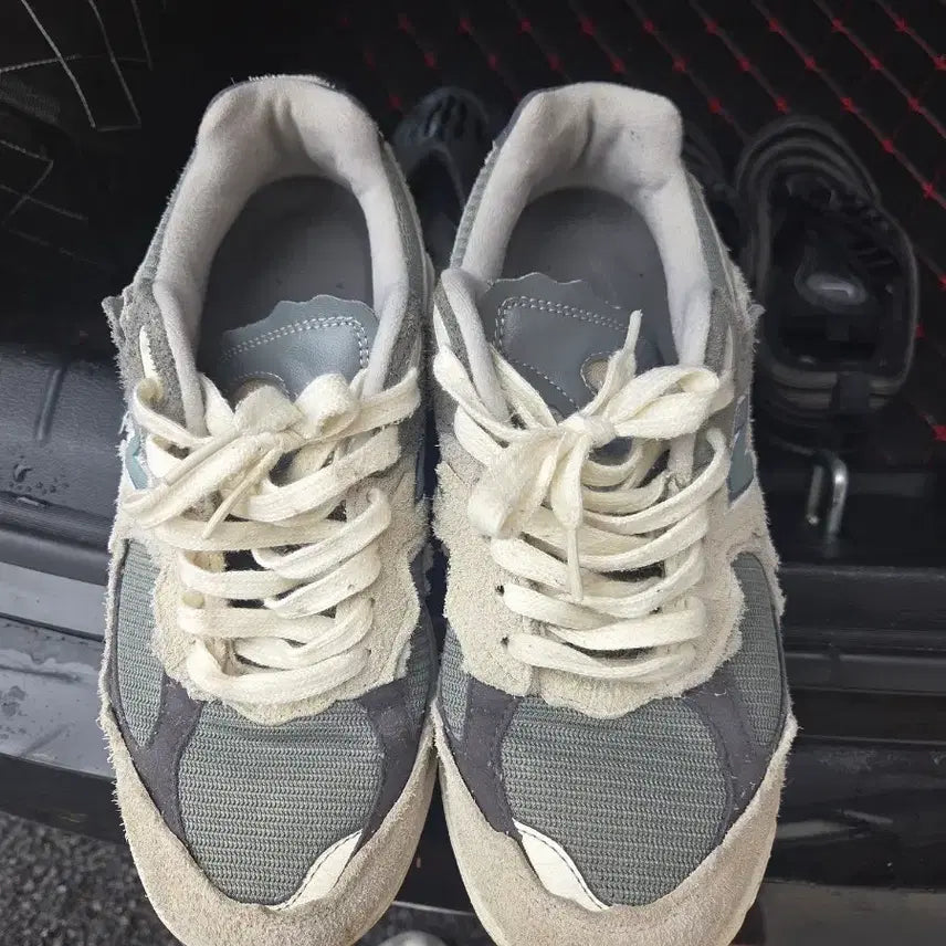 [BUNJANG] New Balance 2002R Cloud Sneakers / 뉴발란스 2002r 클라우드 판매
