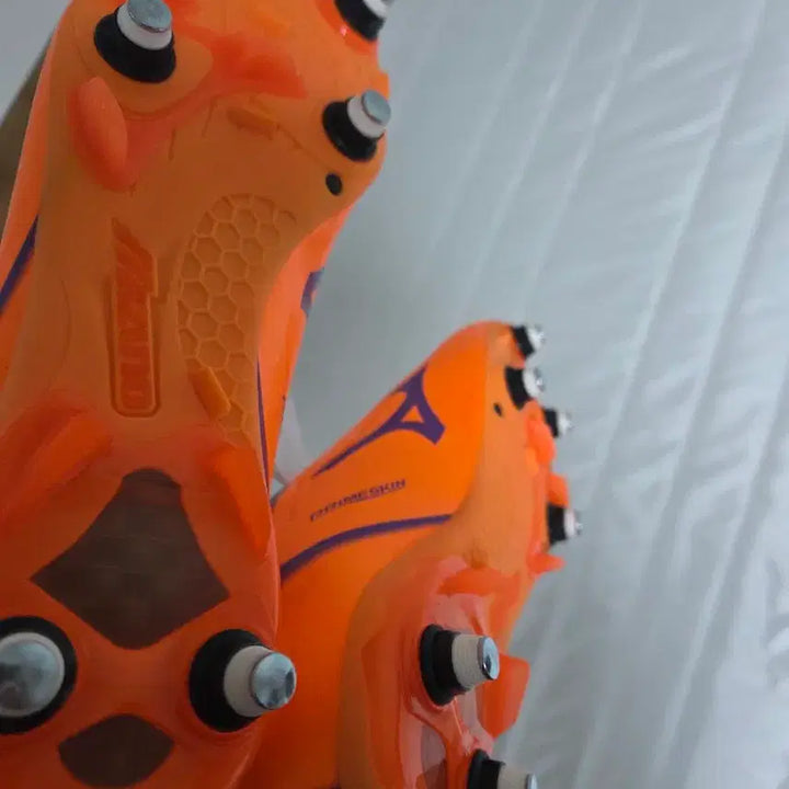 [BUNJANG] Mizuno Orange Soccer Cleats (265mm) / 미즈노 오렌지 축구화 새상품 265사이즈