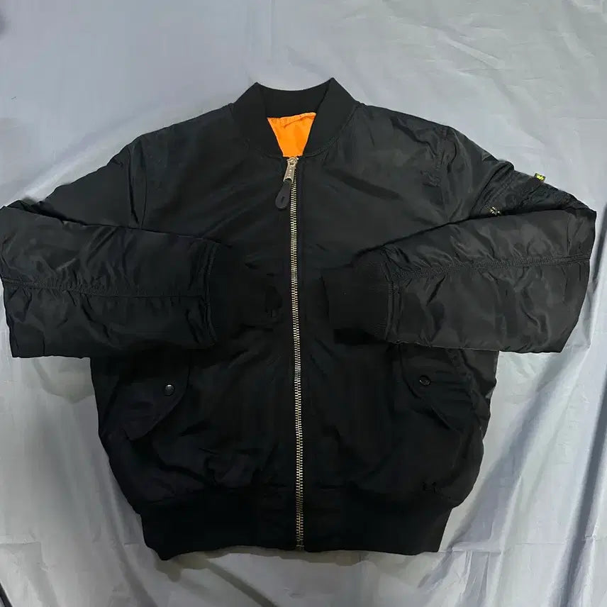 [BUNJANG] Alpha Industries MA-1 Bomber Jacket Black Slim Fit / 알파인더스트리 ma-1 항공자켓 블랙 슬림핏