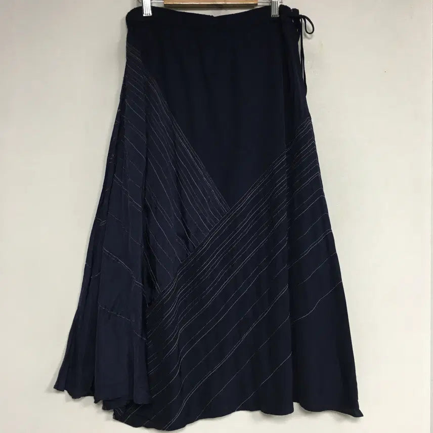 [BUNJANG] ISAE Rayon Banding Skirt Navy / ISAE 이새 인견 밴딩 스커트 6