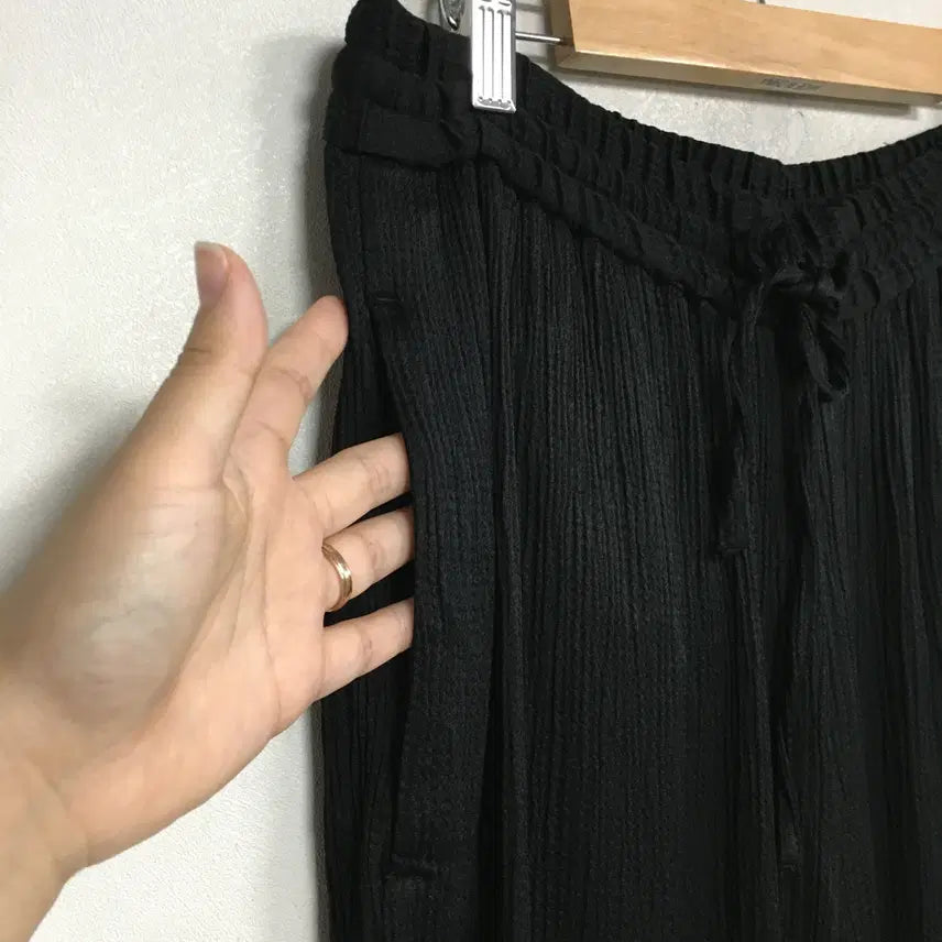 [BUNJANG] COS Drawstring Wide-Leg Pants / COS 코스 신상 드로우스트링 와이드레그 팬츠 38