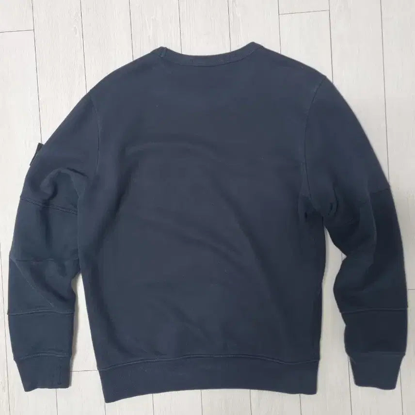 [SOLD OUT] 스톤아일랜드 맨투맨 티셔츠