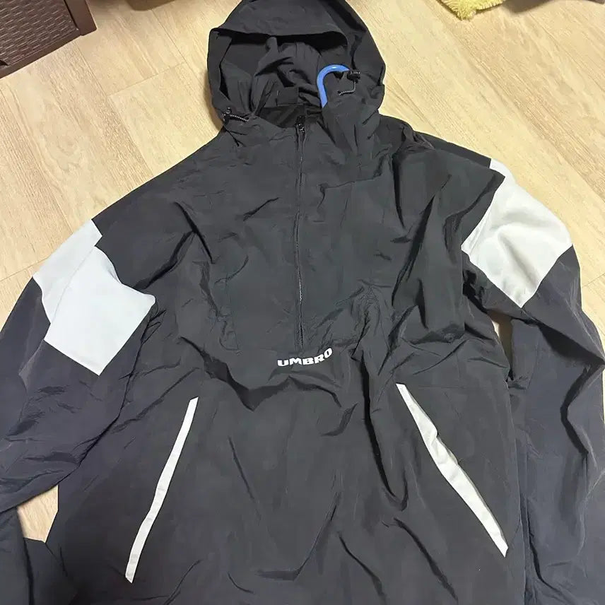 [BUNJANG] Umbro Anorak Windbreaker Training Set-up / 엄브로 아노락 바람막이