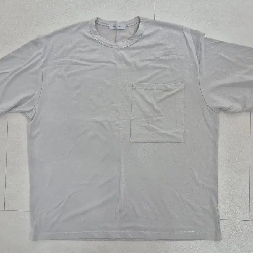 [BUNJANG] Beige Pocket T-Shirt / 베이지 박스티