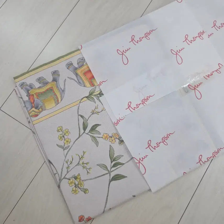 [BUNJANG] Jim Thompson Silk Scarf / 짐톰슨  Jim Thompson. 실크 스카프 (새상품)