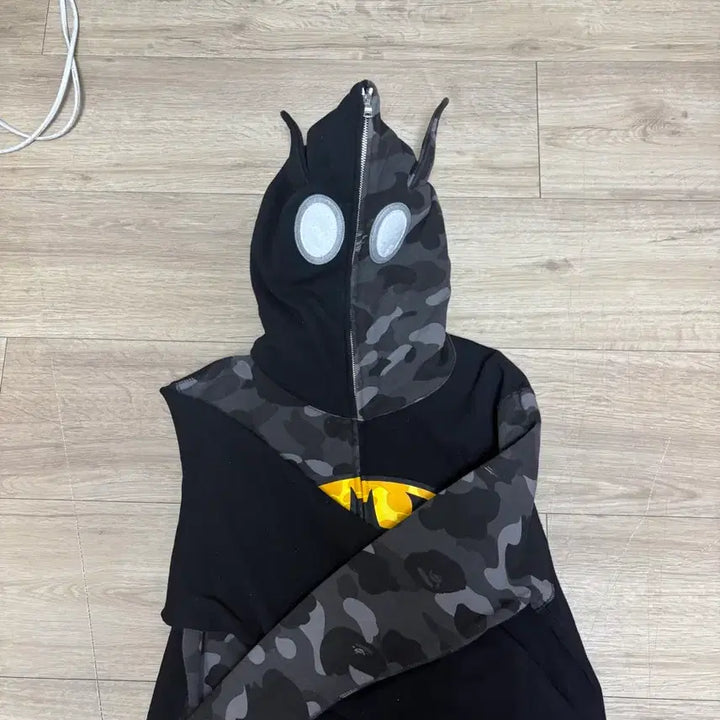 [BUNJANG] BAPE x DC Comics Batman Collaboration Hoodie / 베이프 x dc 콜라보 배트맨 후드집업