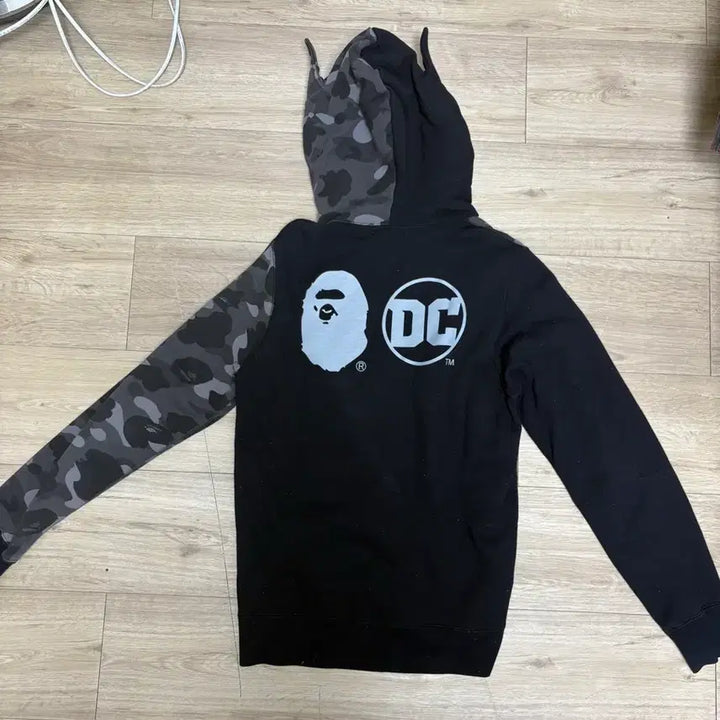[BUNJANG] BAPE x DC Comics Batman Collaboration Hoodie / 베이프 x dc 콜라보 배트맨 후드집업