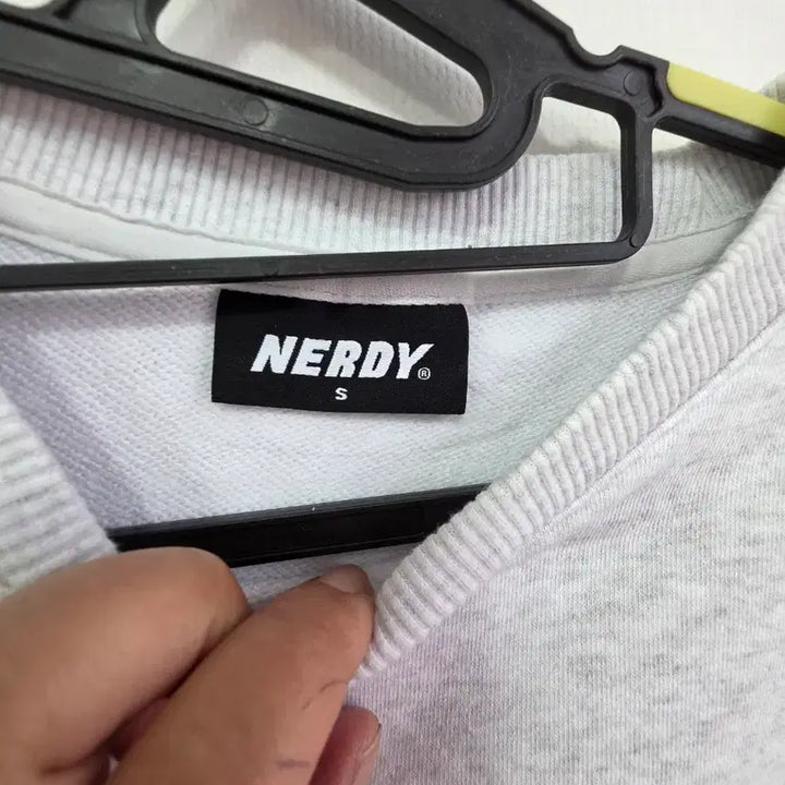 [BUNJANG] NERDY Champs Sweatshirt T-Shirt Grey / 널디 챔프스 맨투맨 티셔츠 회색