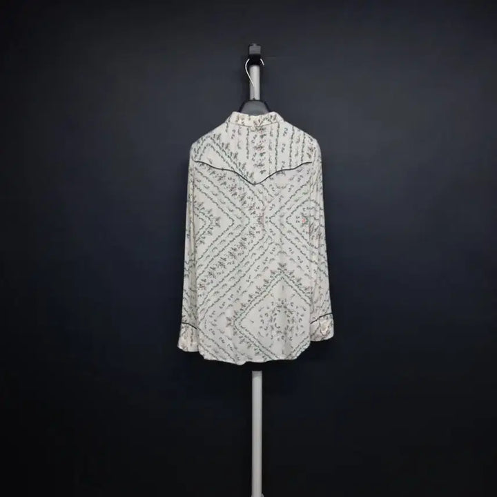 [BUNJANG] Thursday Island Rayon Long Sleeve Blouse Beige Floral Pattern Size S / 새 써스데이아일랜드 춘하추 레이온 긴팔블라우스 55.44