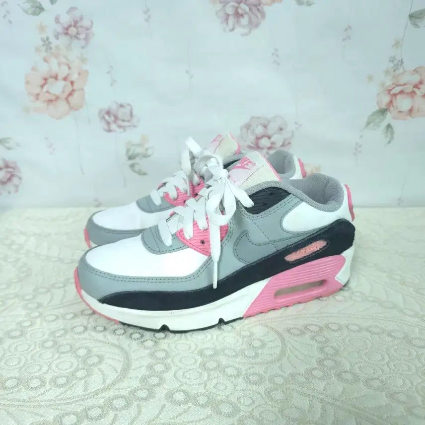 [BUNJANG] Nike Air Max 90 White/Pink / 225)나이키 에어맥스90 화이트/핑크