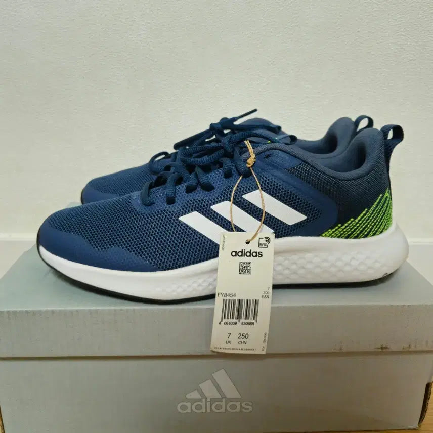 [BUNJANG] Adidas Fluid Street FY8454 Running Shoes / [새상품]255 아디다스 운동화 런닝화 나이키 아식스 뉴발란스 호카