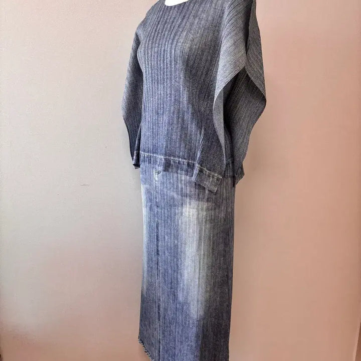 [BUNJANG] Blue Denim Pattern Pleated Two-Piece Set / 청 데님 패턴 플리츠 투피스