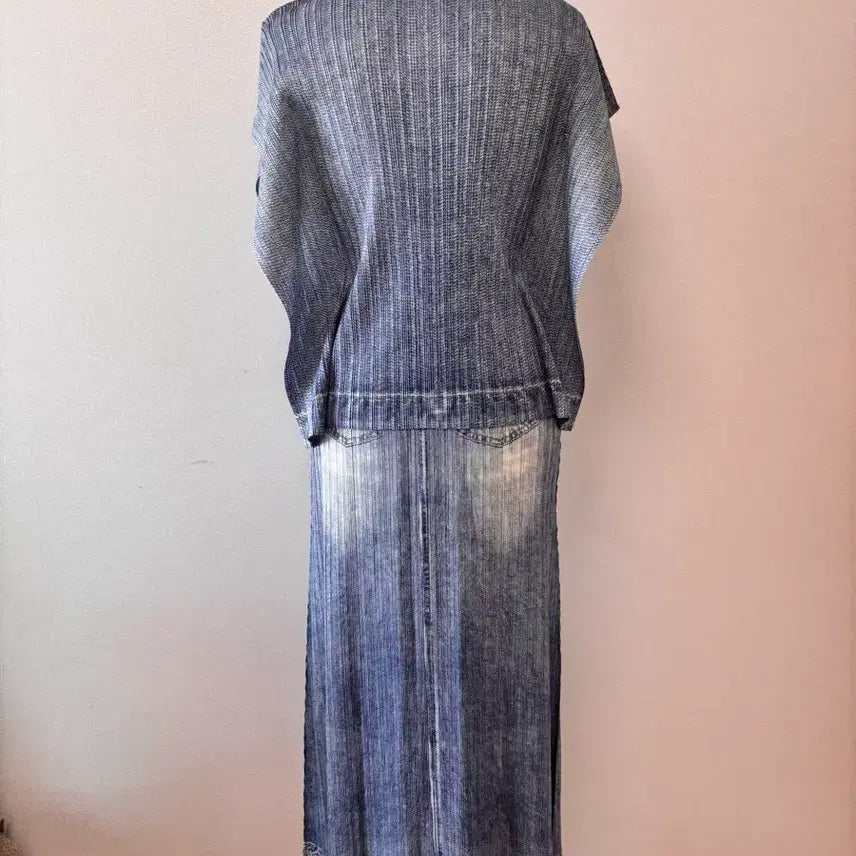 [BUNJANG] Blue Denim Pattern Pleated Two-Piece Set / 청 데님 패턴 플리츠 투피스