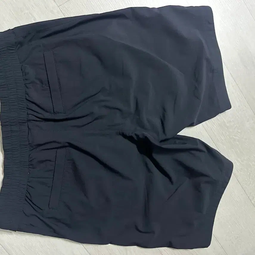[BUNJANG] NBA Black Lettering Training Shorts / NBA 검정색 반바지 레터링 트레이닝