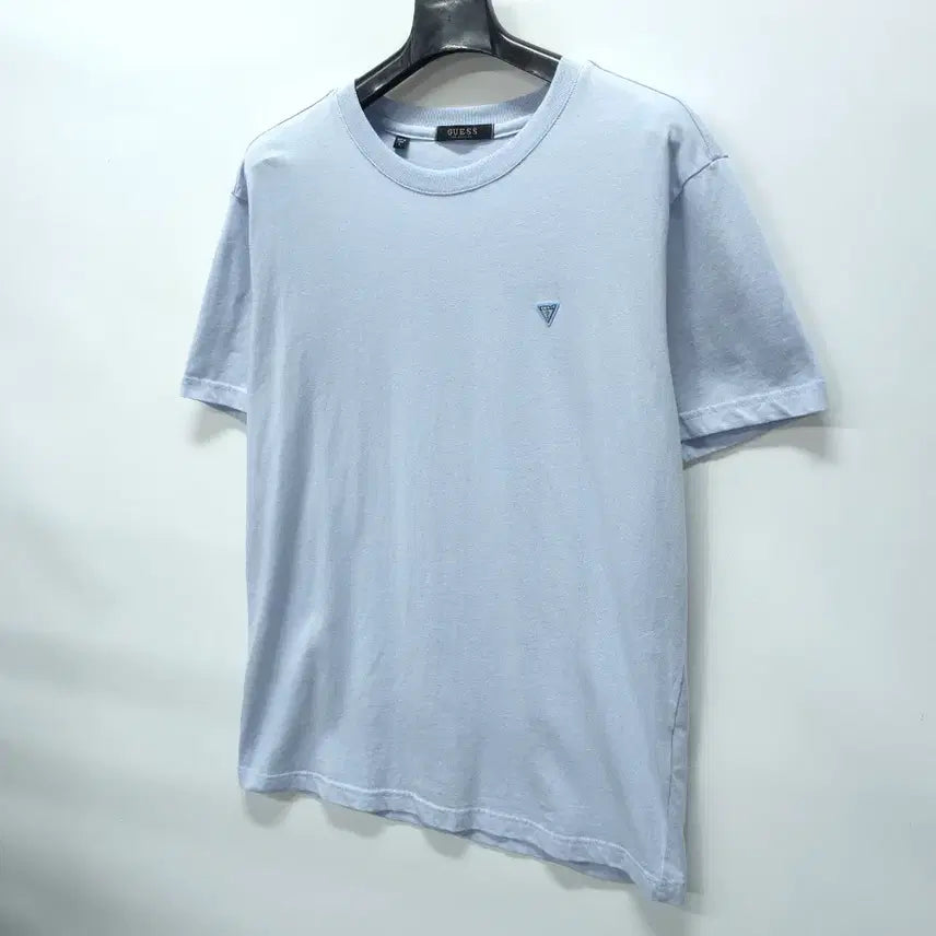 [BUNJANG] Guess Mini Logo Sky Blue Short Sleeve T-Shirt (Size L / Fits 95-100) / 게스(GUESS) 미니로고 스카이 반팔 (95~100)