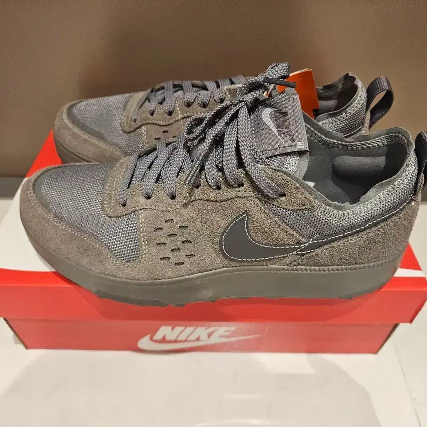 [BUNJANG] Nike City Sneakers Size 260 New / 나이키 시티 스니커즈 260새상품