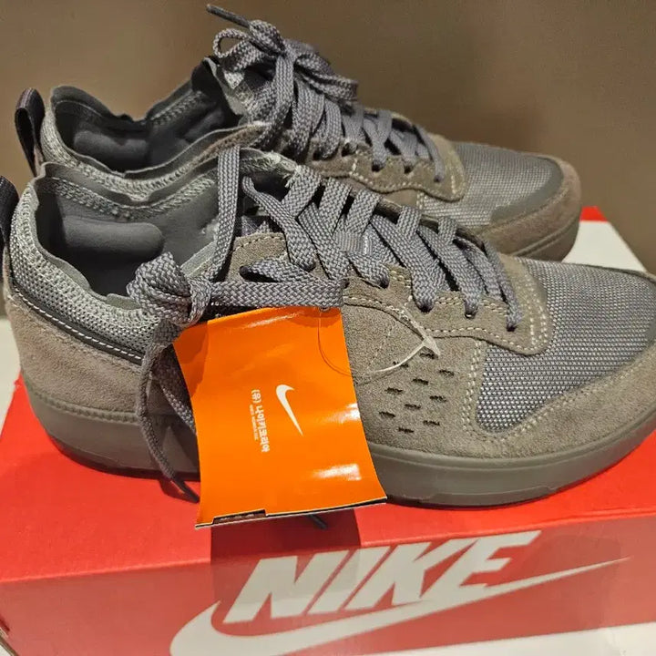 [BUNJANG] Nike City Sneakers Size 260 New / 나이키 시티 스니커즈 260새상품