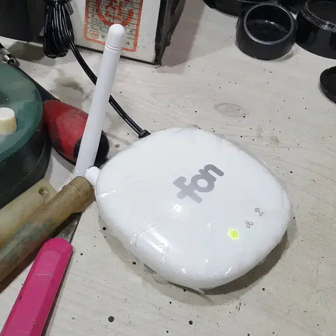 [BUNJANG] Fon Fon2405e Unused WiFi Router / 미사용 폰 (Fon) 와이파이 루터