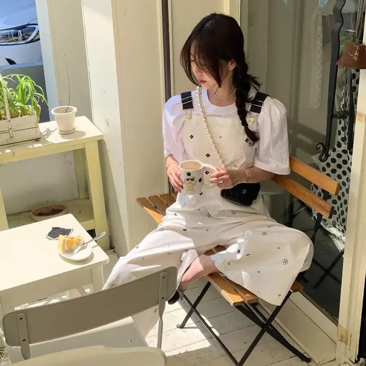 [BUNJANG] Bicyne Embroidered Overalls Pants Ivory / 바이씨니 자수 오버롤 팬츠:)