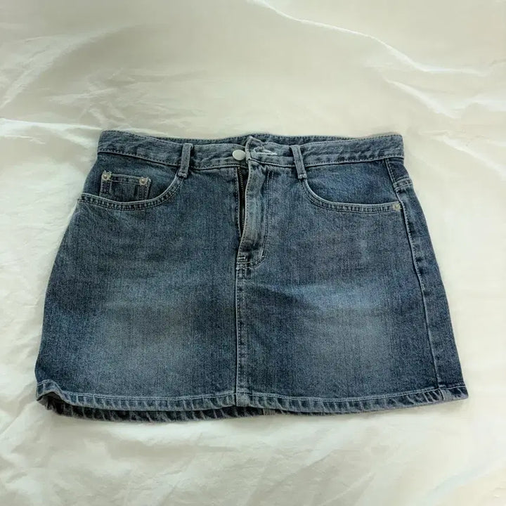[BUNJANG] Low-Rise Denim Mini Skirt / 로우라이즈 청데님 미니스커트