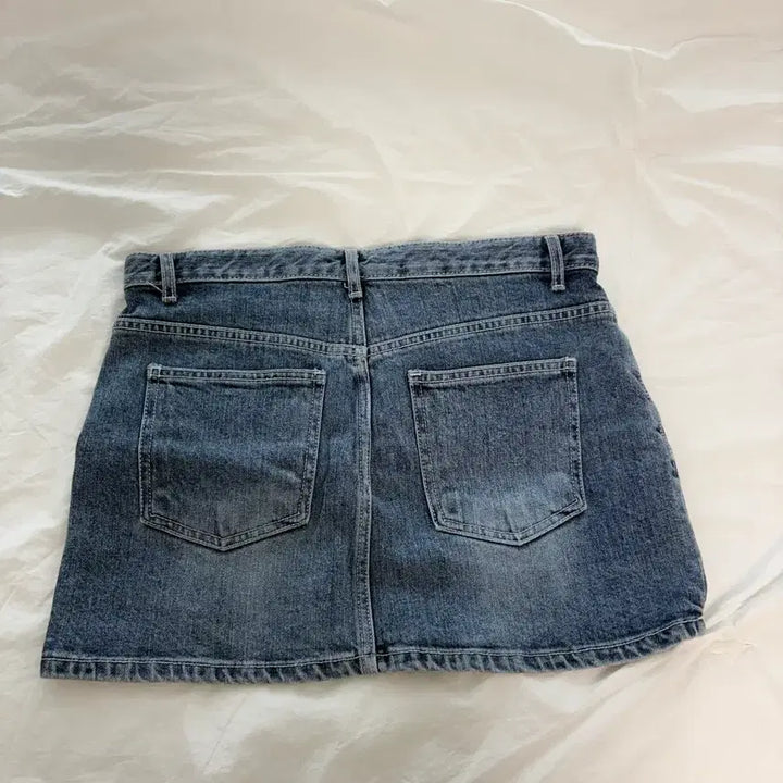 [BUNJANG] Low-Rise Denim Mini Skirt / 로우라이즈 청데님 미니스커트