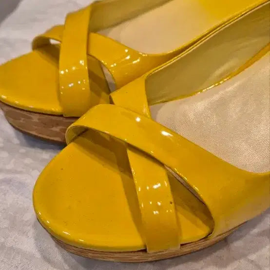 [BUNJANG] Miu Miu Yellow Wedge Heel Sandals / 미우미우 옐로우 웨지힐 샌들