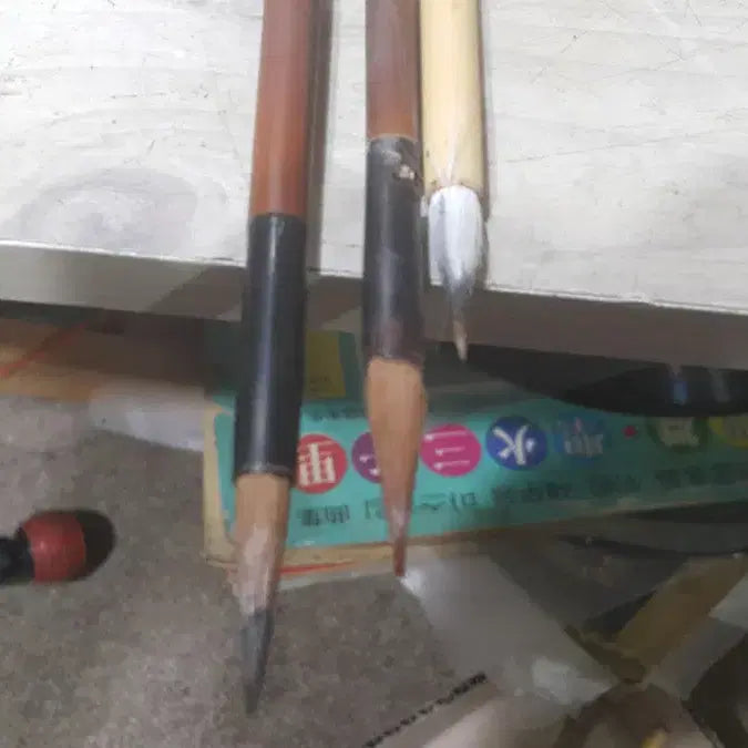 [BUNJANG] Chinese and Japanese Calligraphy Brushes (3 Total) / 1980 중국 붓 2자루와 일본 붓 1자루