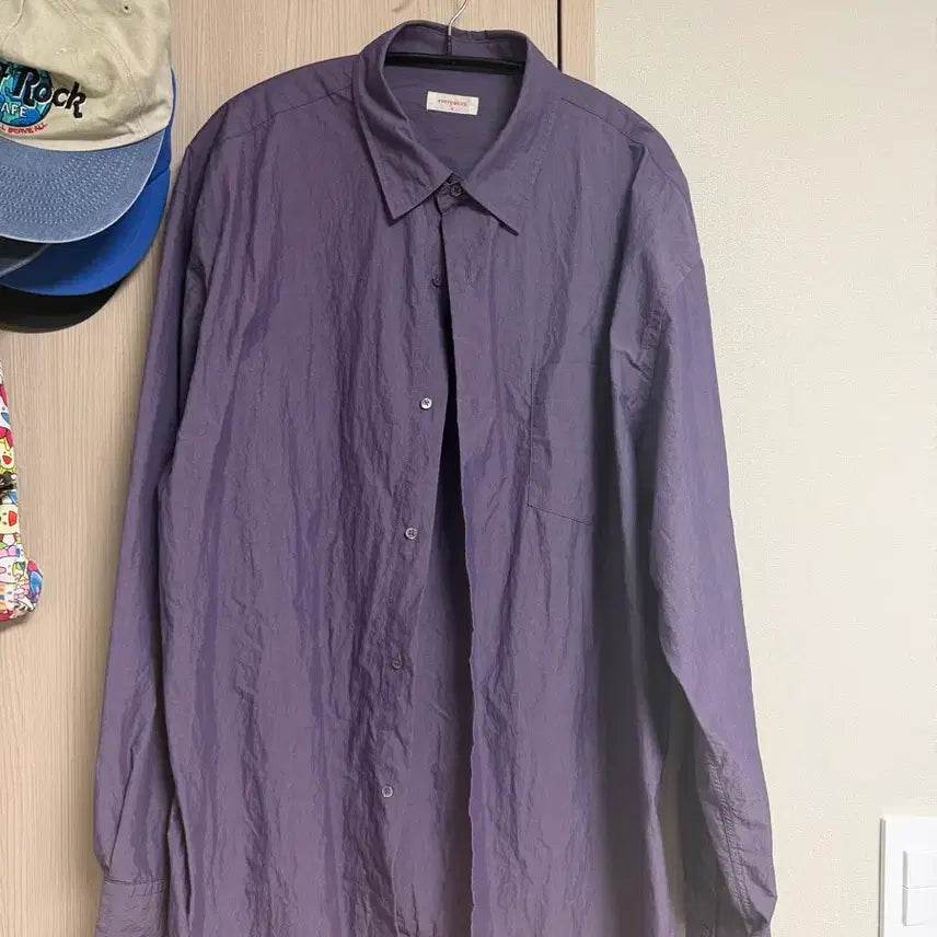 [BUNJANG] Everyone Shirt (Various Types) Size 4 / 에브리원 셔츠 종류들 4사이즈