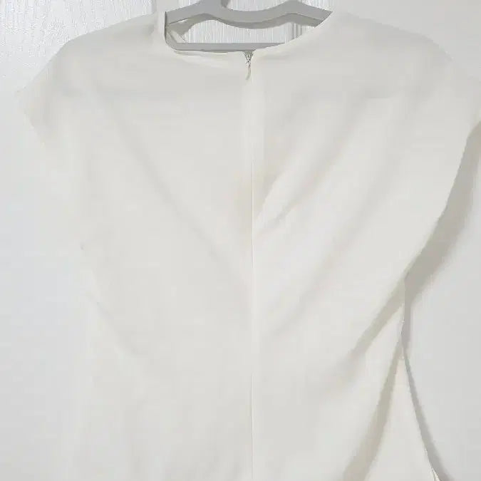 [BUNJANG] White Short-Sleeve Blouse / 화이트 반팔 블라우스