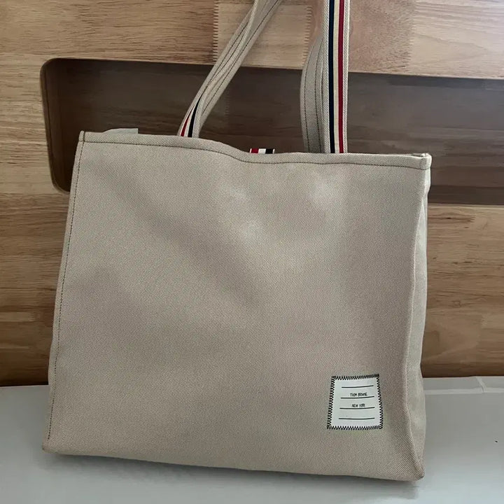 [BUNJANG] Thom Browne Tricolor Stripe Ivory Canvas Tote Bag / 톰브라운 삼선 아이보리 토트백