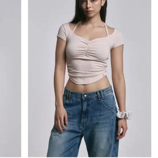 [BUNJANG] Please No Follow Giselle Shirring Strap Top White / 플리즈노팔로우 지젤 스트랩 셔링 탑 화이트